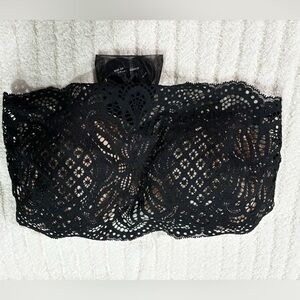 Victorias Secret bra. Removable straps. Black Lacy tube top design. 32DD